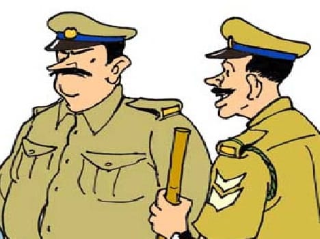 FIR will be filed on two policaman to fraud at border